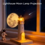 Lampe phare lune allumee en ambiance nocturne